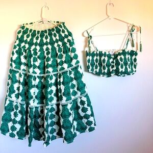 House of Harlow 1960 - Beautiful Skirt and Top Set